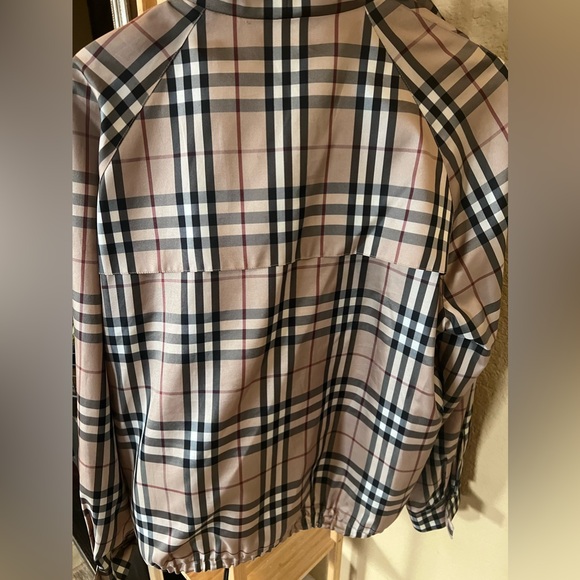 SOLD Burberry Jacket woman’s windbreaker jacket - Picture 4 of 6